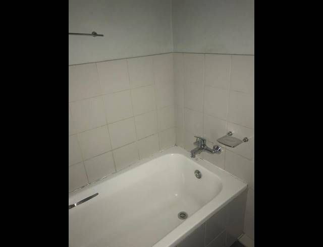 1 BEDROOM APARTMENT FOR SALE IN RICHMOND